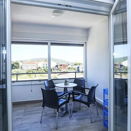 Apartamento By The Sea Pirovac, Sibenik - 15659