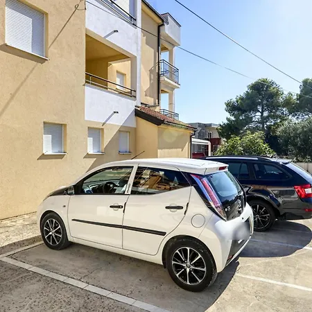 Apartamento By The Sea Pirovac, Sibenik - 15659