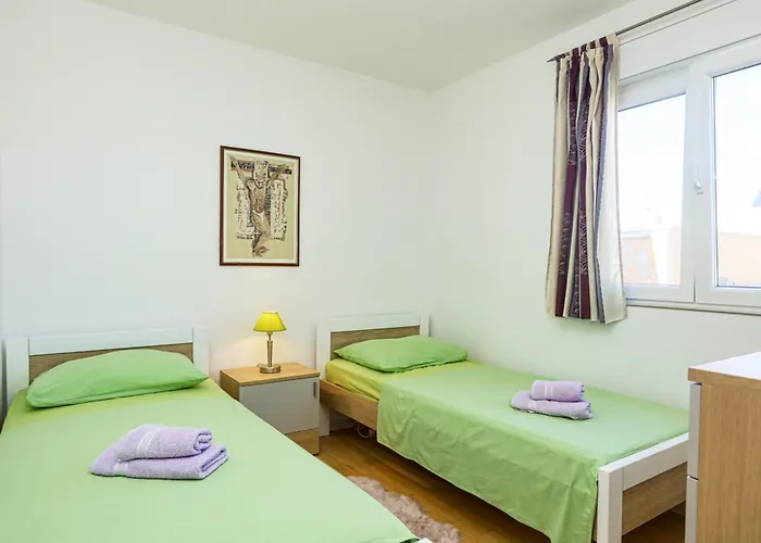 By The Sea Pirovac, Sibenik - 15659 * ピロヴァッツ