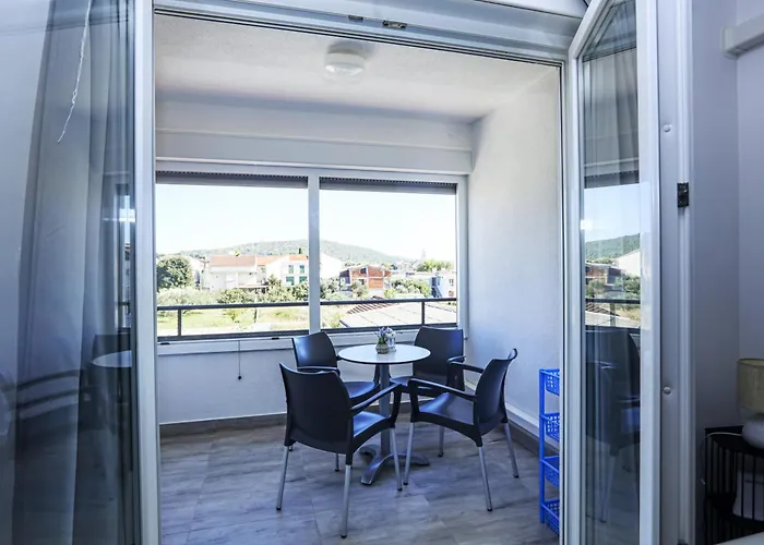 Appartement By The Sea Pirovac, Sibenik - 15659