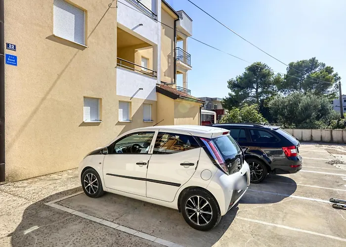 アパート By The Sea Pirovac, Sibenik - 15659